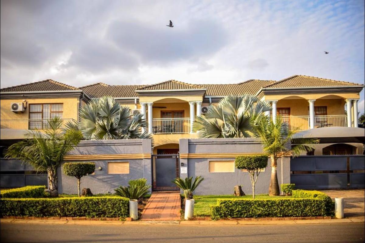 Tshedza Guest Lodge Louis Trichardt Bagian luar foto